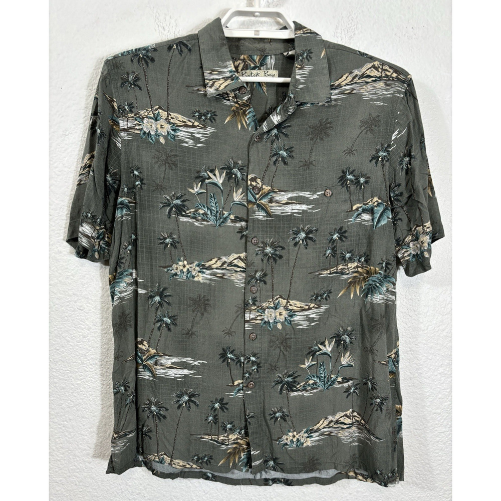 Batik Bay Hawaiian Shirt Size L Rayon Multicolor Short Sleeve Button Up Floral